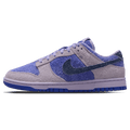 Nike Dunk Low SE Wmns 'Hydrangeas' — UK 2.5 | EU 35.5 | US 5 — Front View