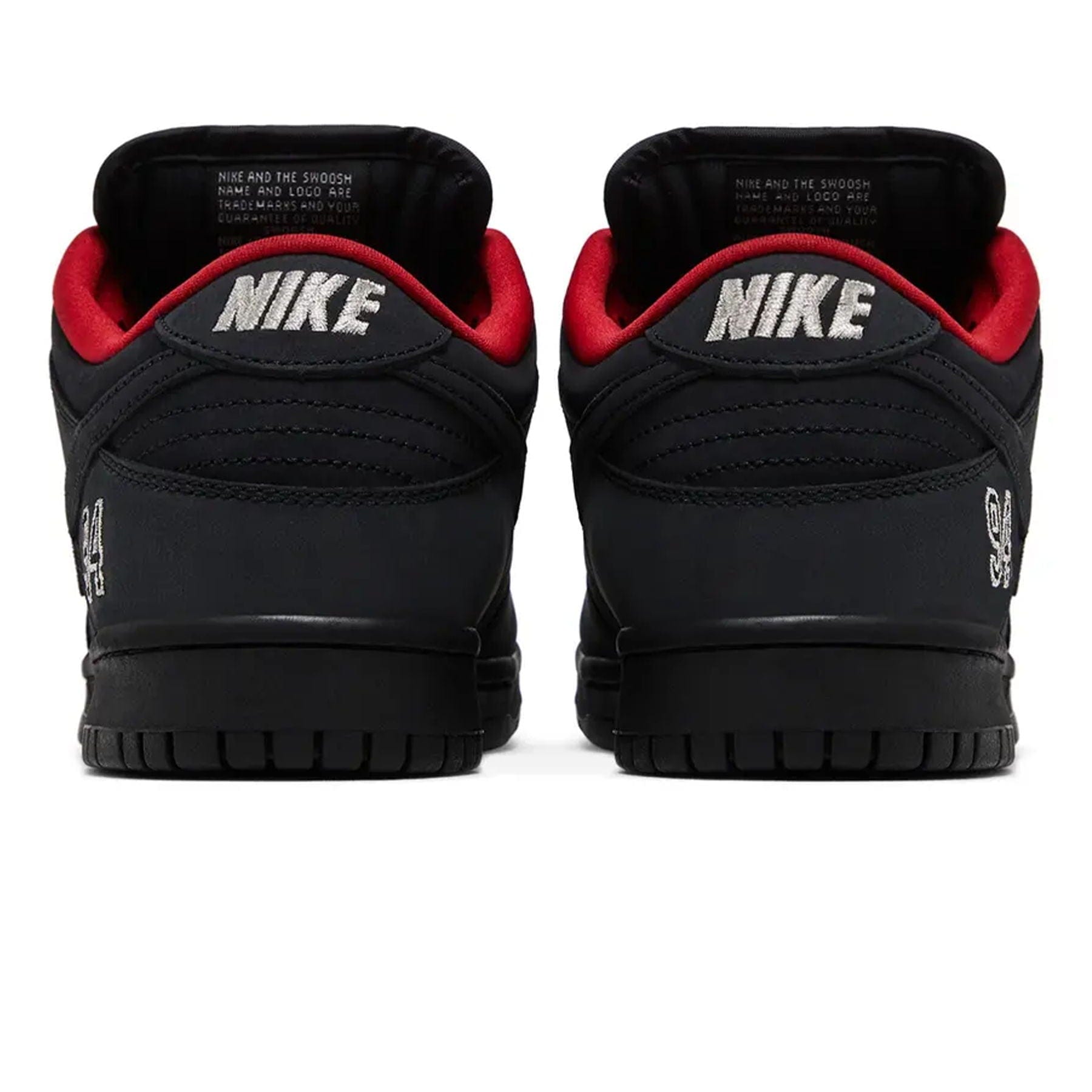 Nike Dunk Low SB x Supreme 'Black' — UK 3 | EU 35.5 | US 3.5 — Top View