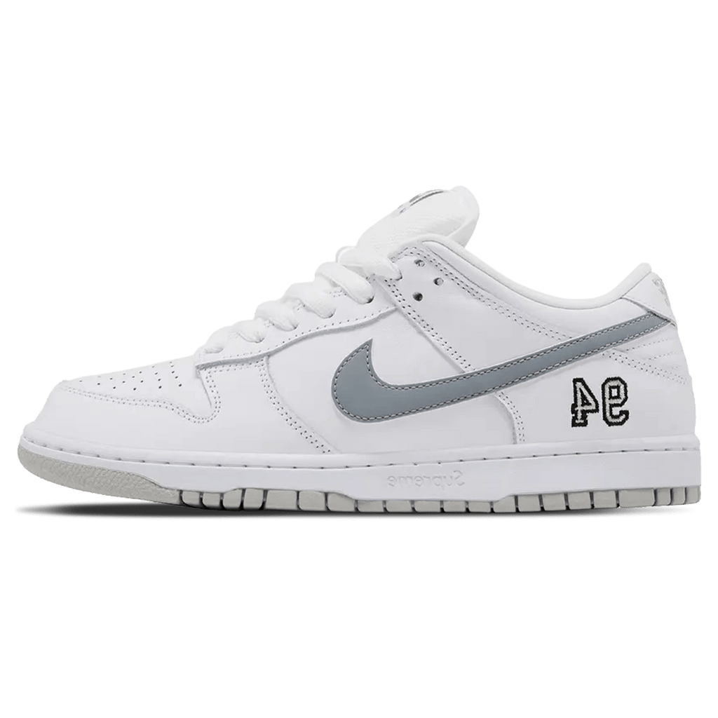 Nike Dunk Low SB x Supreme 'White Metallic Silver' — UK 3 | EU 35.5 | US 3.5 — Front View
