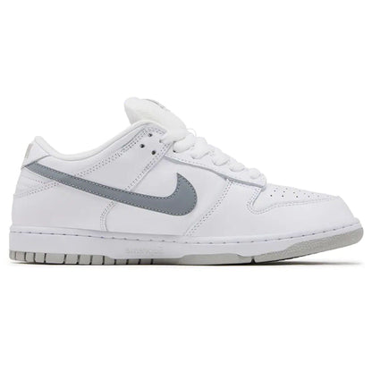 Nike Dunk Low SB x Supreme 'White Metallic Silver' — UK 3 | EU 35.5 | US 3.5 — Back View