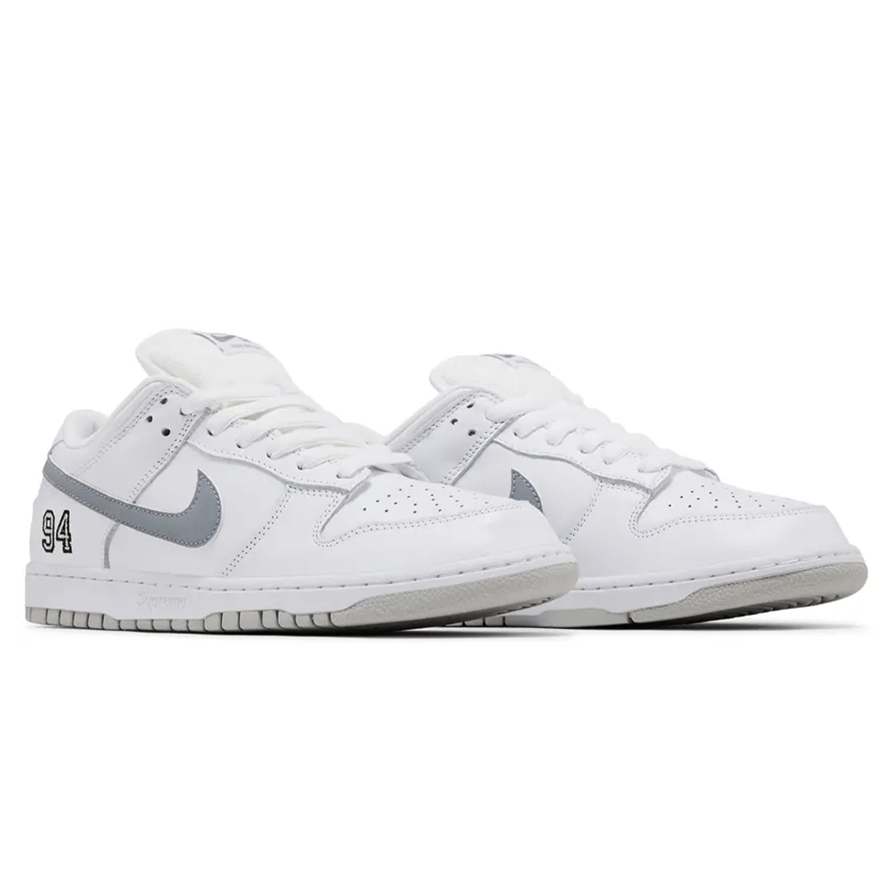 Nike Dunk Low SB x Supreme 'White Metallic Silver' — UK 3 | EU 35.5 | US 3.5 — Top View