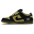 Nike Dunk Low SB x Supreme 'Camper Green' — UK 3 | EU 35.5 | US 3.5 — Front View