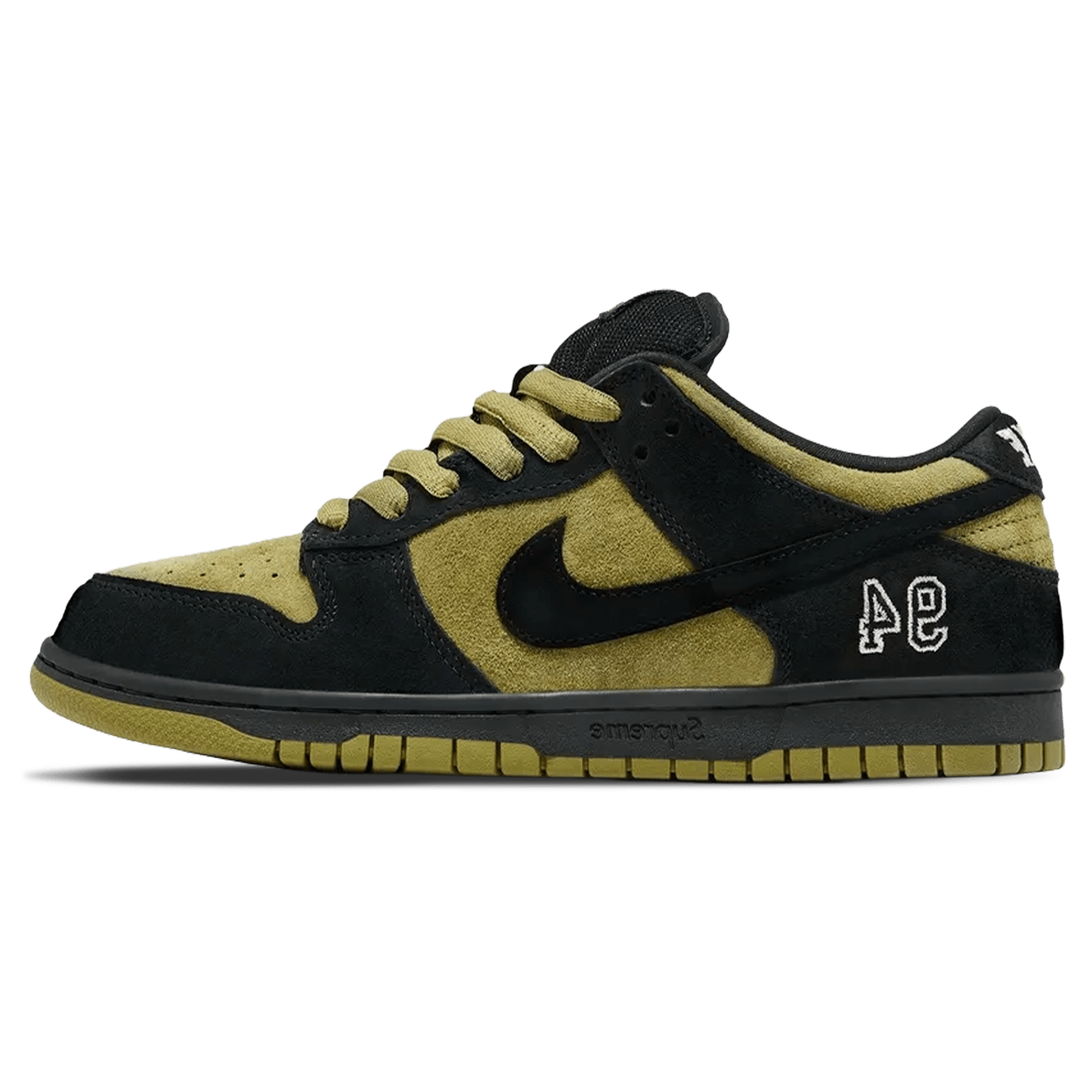 Nike Dunk Low SB x Supreme 'Camper Green' — UK 3 | EU 35.5 | US 3.5 — Front View