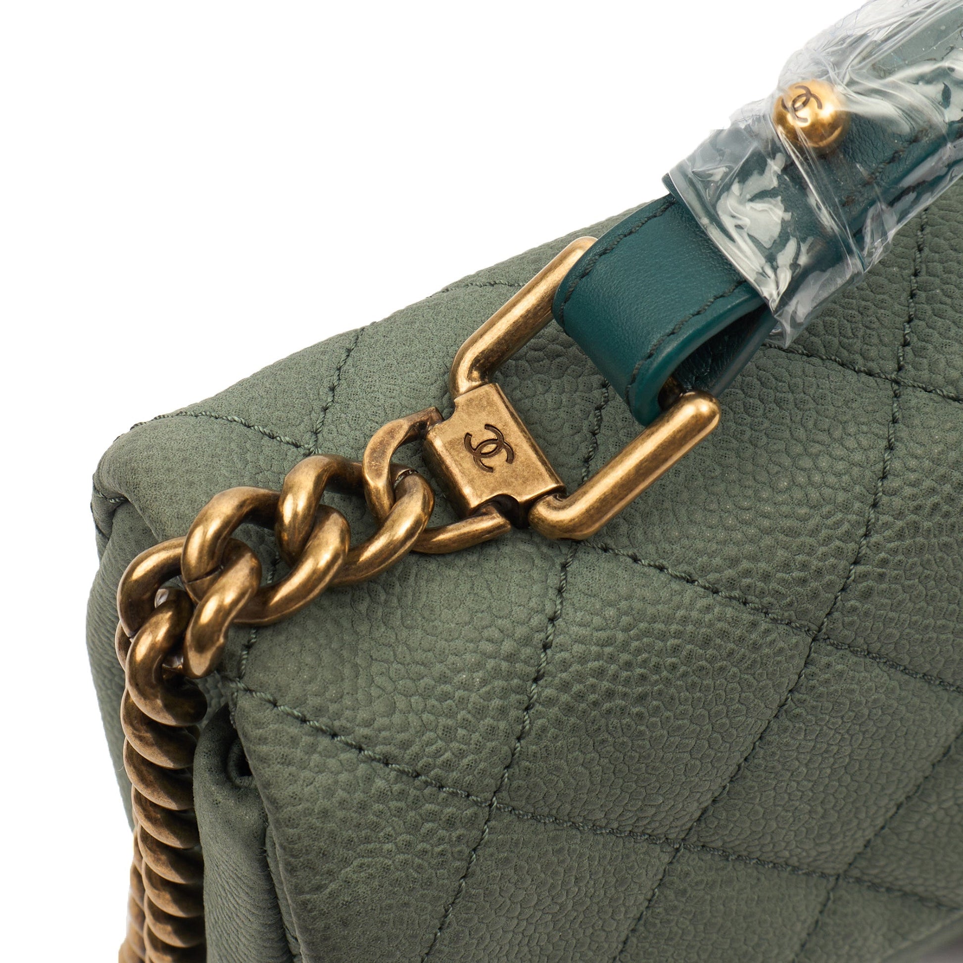 Chanel Cross Body Flap Bag in Green, Nubuck — Alternate View 17