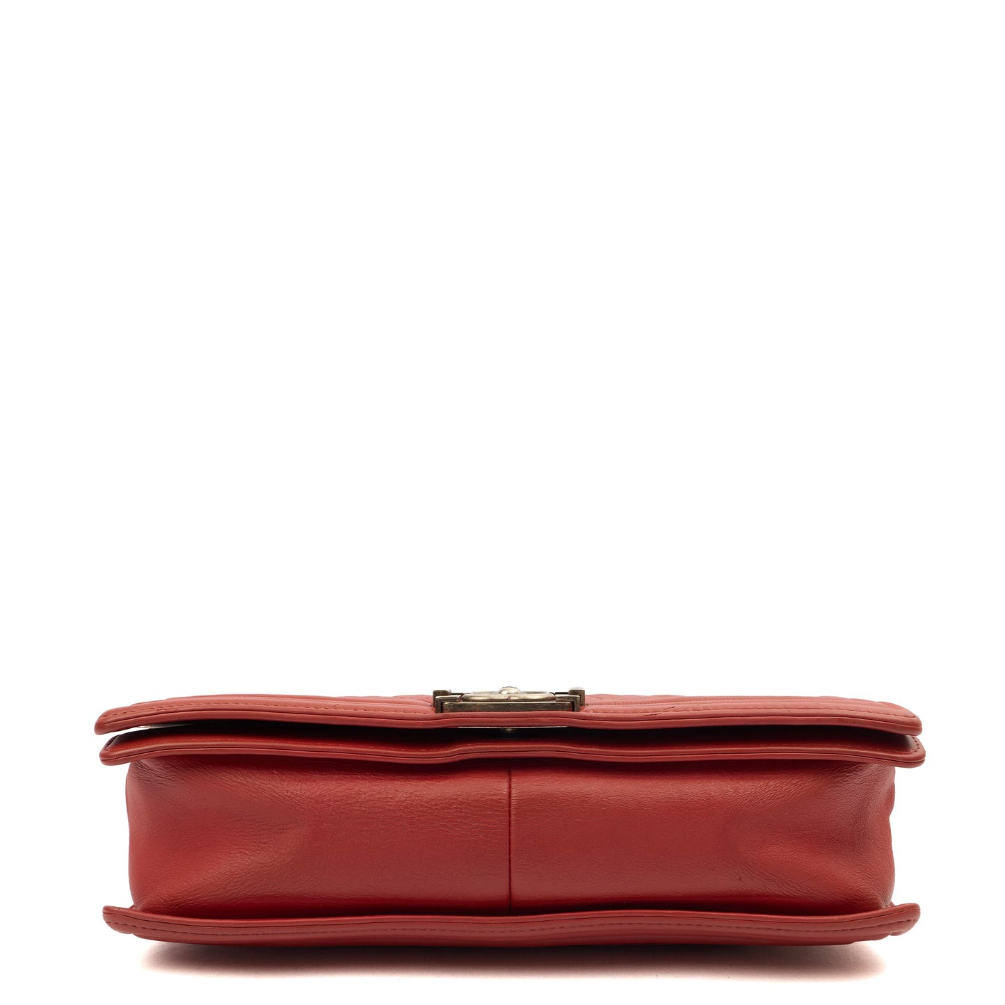 Chanel Shoulder Bag Boy - Large in Red, Lambskin Leather — Detail View