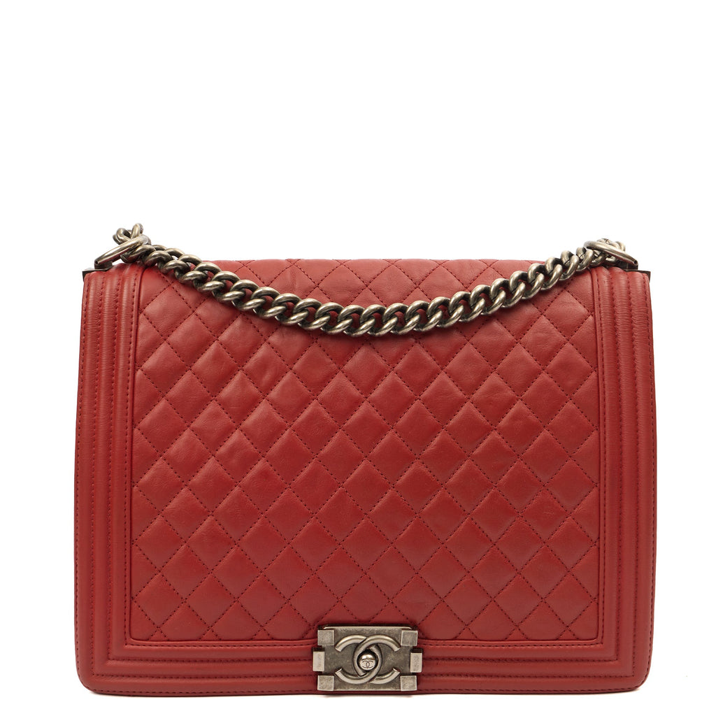 Chanel Shoulder Bag Boy - Large in Red, Lambskin Leather — Front View
