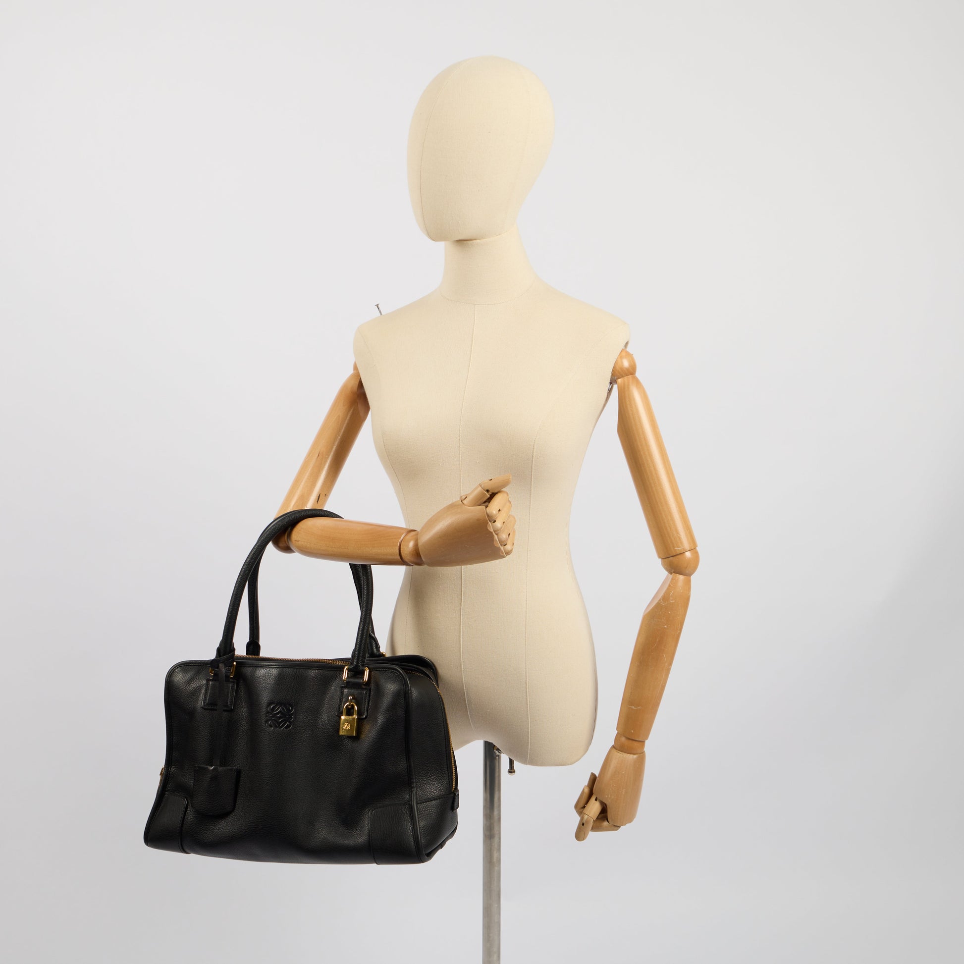 Loewe Tote Amazona 36 in Black, Leather — Side View
