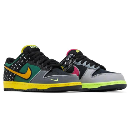 Nike Dunk Low 'What the Duck - University of Oregon Home' PE — UK 3 | EU 35.5 | US 3.5 — Back View