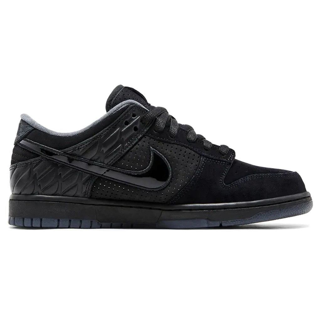 Nike Dunk Low 'What the Duck - University of Oregon Alternate' PE — UK 3 | EU 35.5 | US 3.5 — Side View
