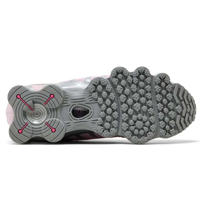 Nike Wmns Shox TL 'Metallic Platinum Pink Foam' — UK 2.5 | EU 35.5 | US 5 — Detail View