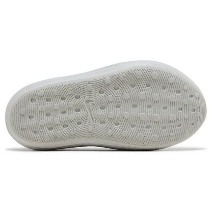 Nike ReactX Rejuven8 Wmns 'Sail' — UK 2.5 | EU 35.5 | US 5 — Detail View