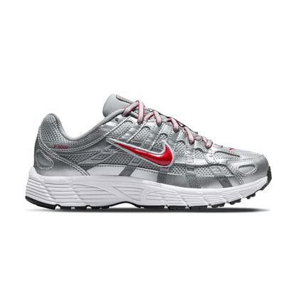 Nike P-6000 GS 'Metallic Silver Gym Red' — UK 13.5 | EU 32 | US 1Y — Side View