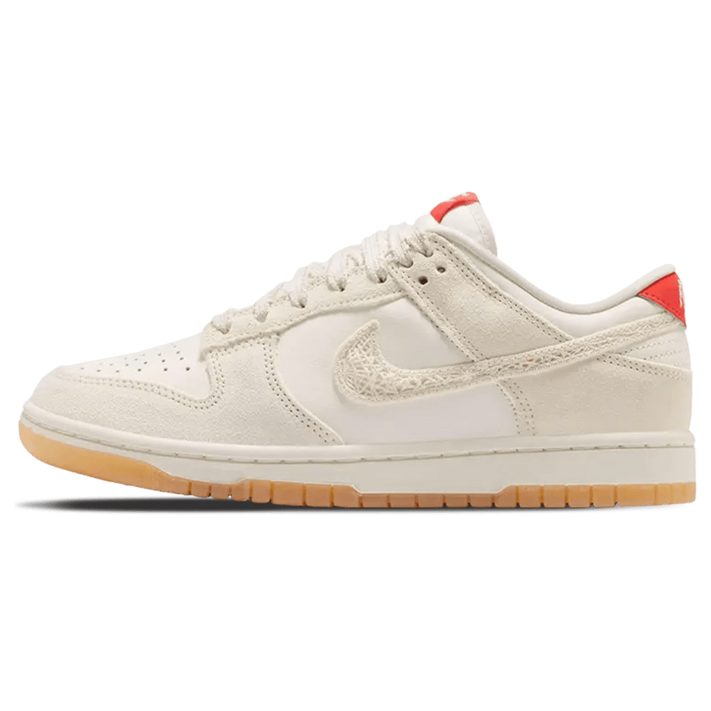 Nike Dunk Low Wmns 'Friendship Knot' — UK 2.5 | EU 35.5 | US 5 — Front View