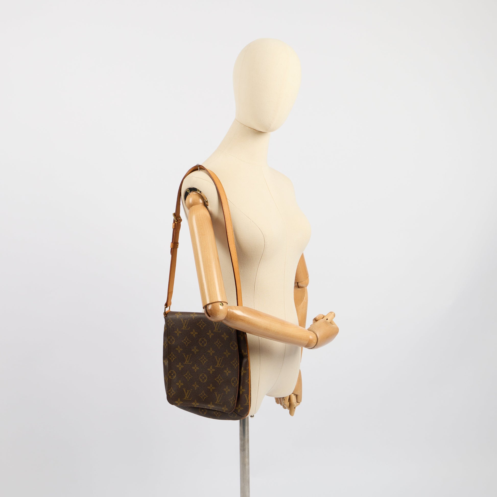 Louis Vuitton Cross Body Musette Salsa PM in Monogram, Canvas — Side View
