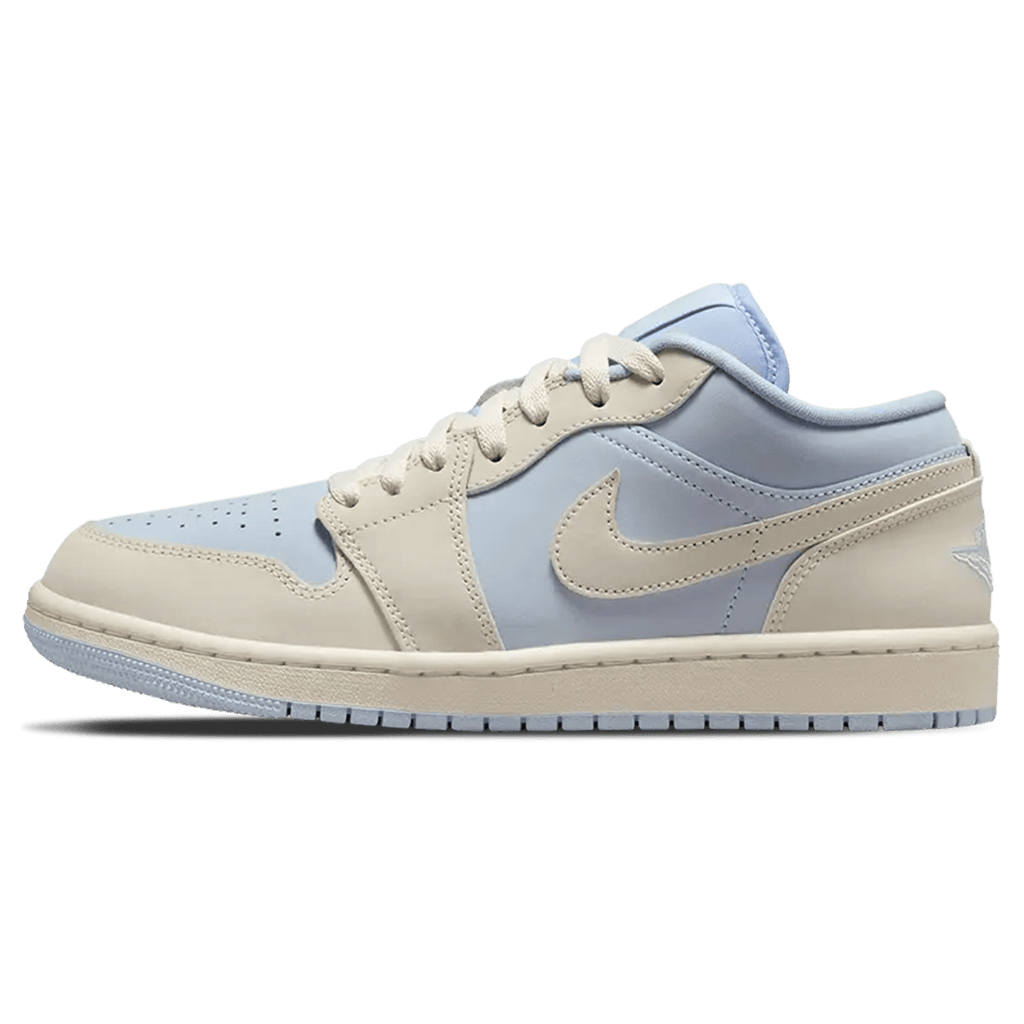 Air Jordan 1 Low SE Wmns 'Hydrogen Blue Sail' — UK 2.5 | EU 35.5 | US 5 — Front View