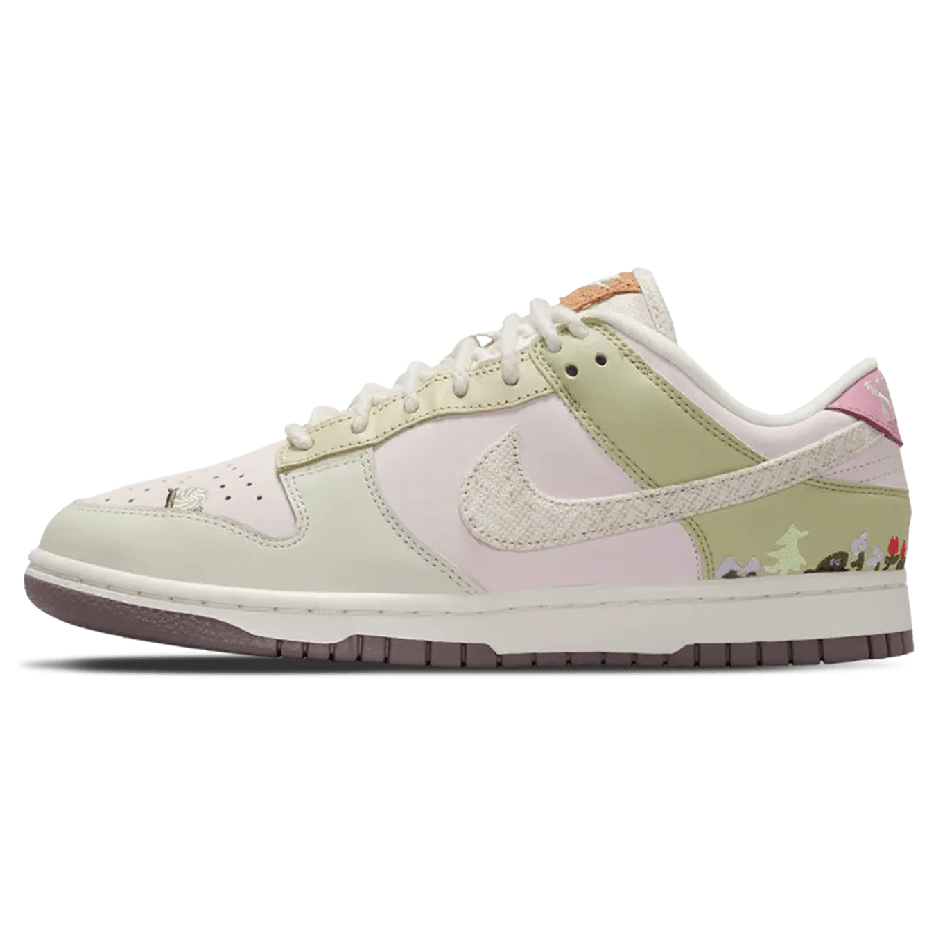 Nike Dunk Low LX Wmns 'Mushroom' — UK 2.5 | EU 35.5 | US 5 — Front View