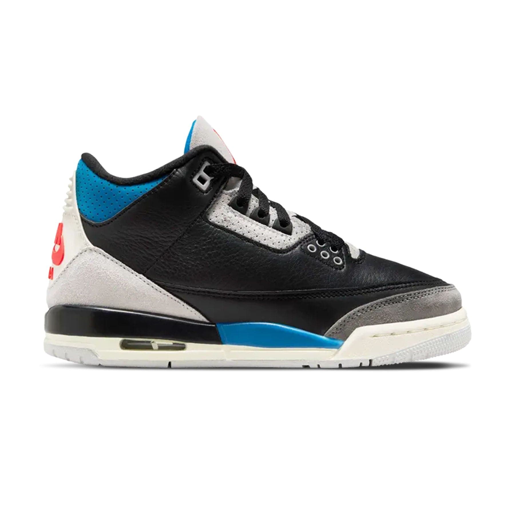 Air Jordan 3 Retro OG GS 'Rare Air' — UK 13.5 | EU 32 | US 1Y — Side View