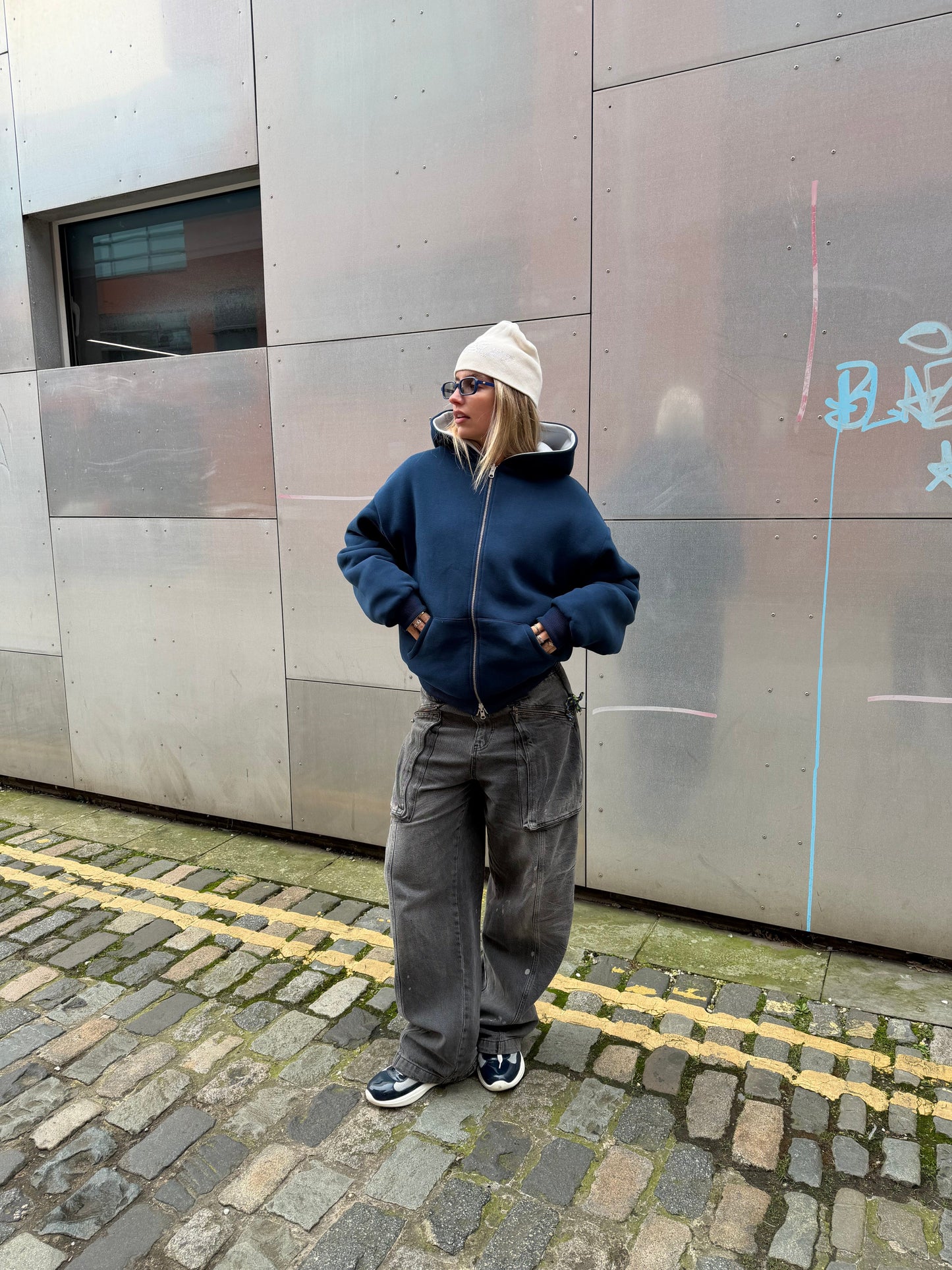 KAIZEN MARKET NAVY/STONE REVERSIBLE ZIP HOODIE — XS — Top View