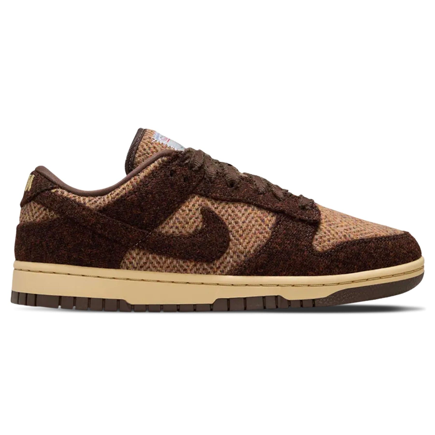 Harris Tweed x Nike Dunk Low Wmns 'Sesame' — UK 2.5 | EU 35.5 | US 5 — Side View