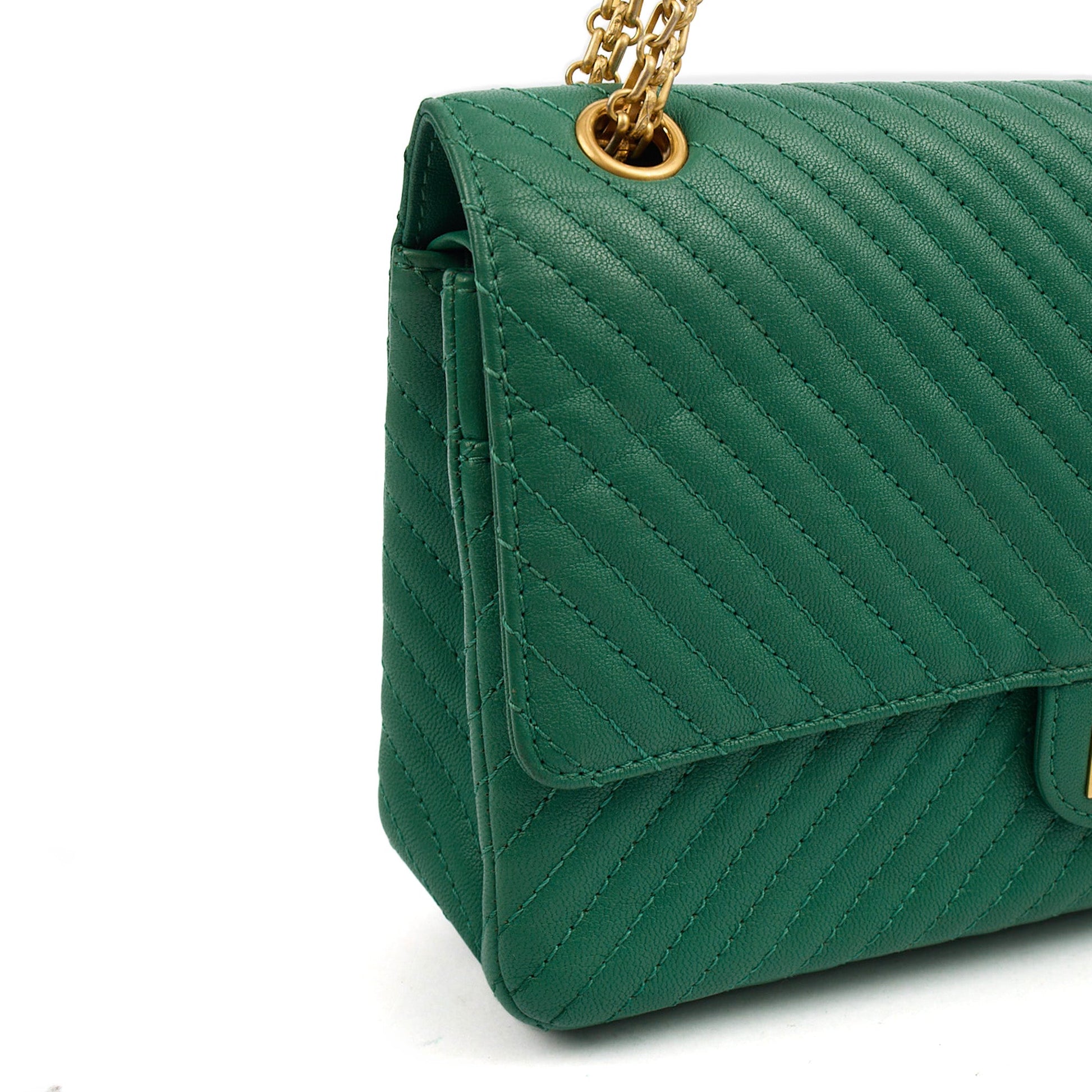 Chanel Shoulder Bag 2.55 Reissue - Medium in Green — Alternate View 9