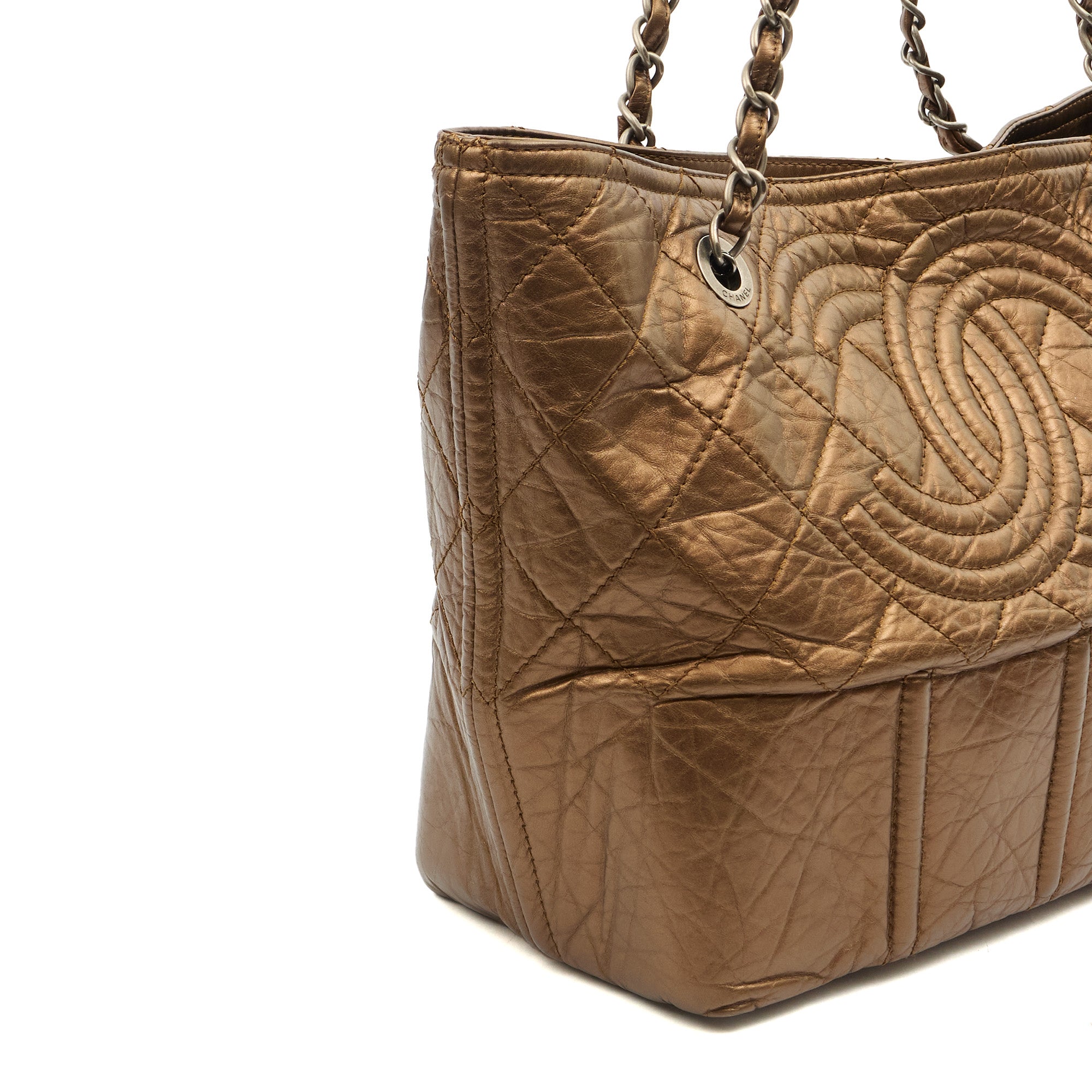 Chanel Tote in Metallic, Crinkled Calfskin Leather — Alternate View 7
