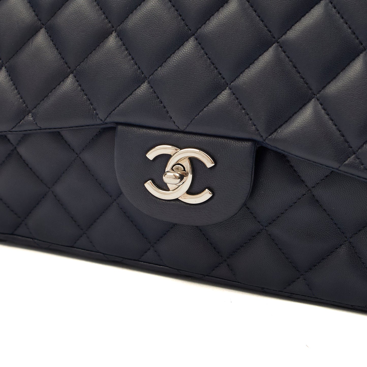 Chanel Shoulder Bag Classic Single Flap - Maxi in Blue, Lambskin Leather CTR — Alternate View 24