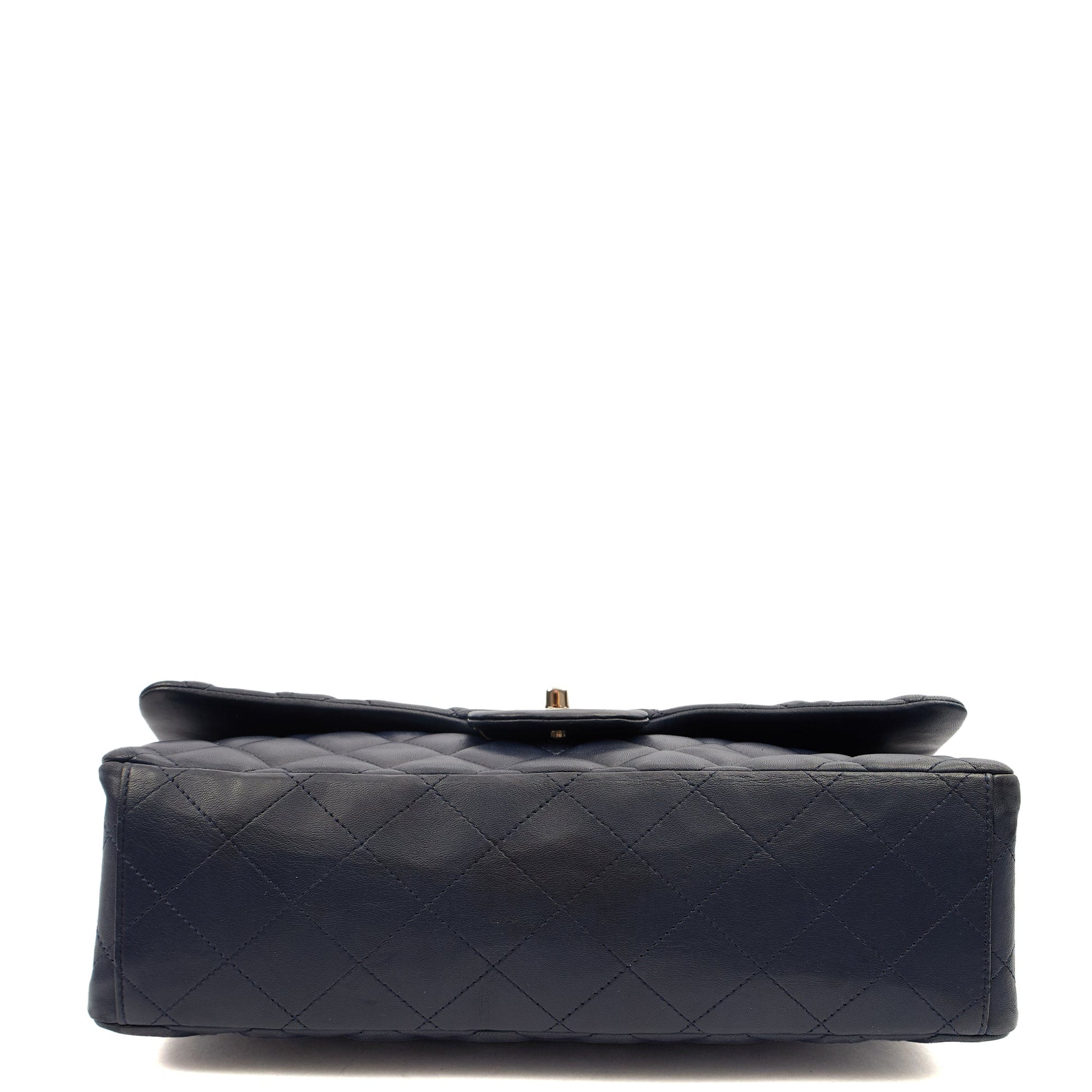Chanel Shoulder Bag Classic Single Flap - Maxi in Blue, Lambskin Leather CTR — Top View