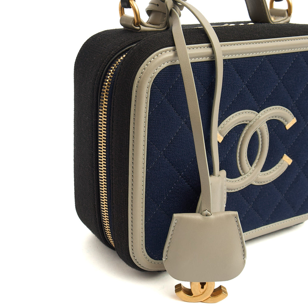 Chanel Shoulder Bag CC Filigree Vanity Case in Blue, Fabric — Detail View