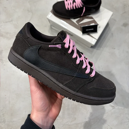 Jordan 1 Retro Low OG SP Travis Scott Velvet Brown — 3 UK — Detail View