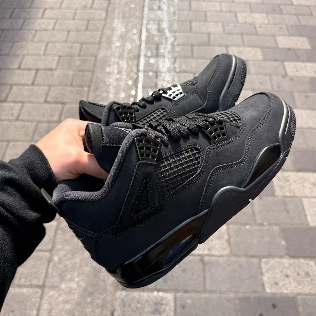 Jordan 4 Retro Black Cat 2025 — 3 UK — Back View