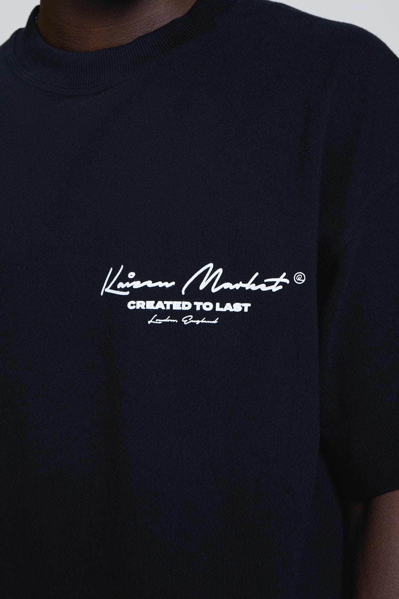 KAIZEN MARKET AUTOGRAPH TEE BLACK — SMALL — Side View