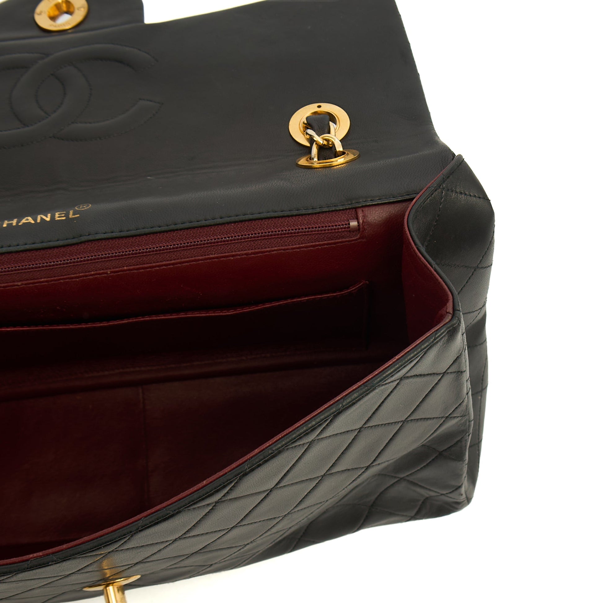 Chanel Shoulder Bag Maxi Jumbo XL in Black, Lambskin Leather — Alternate View 12