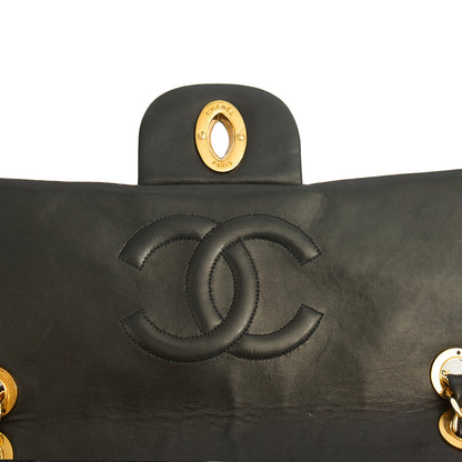 Chanel Shoulder Bag Maxi Jumbo XL in Black, Lambskin Leather — Alternate View 11