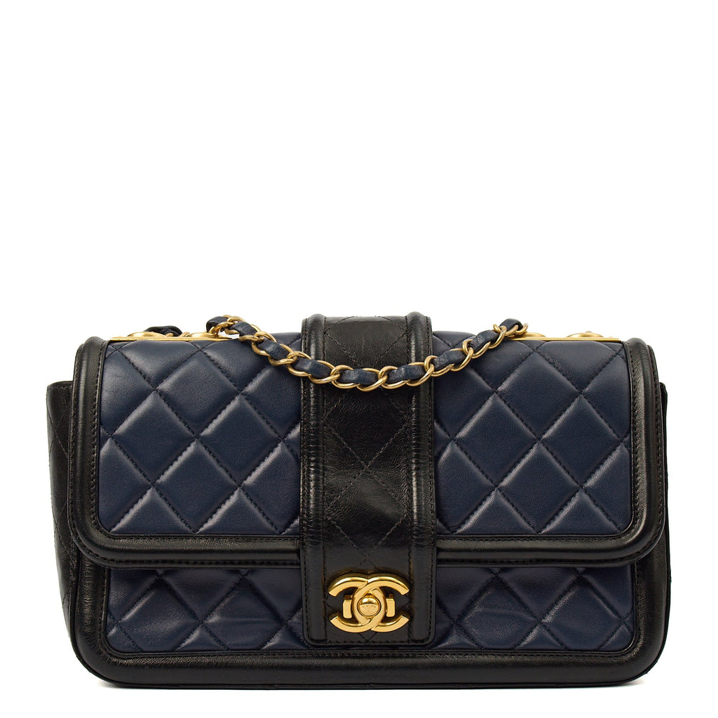 Chanel Shoulder Bag Timeless Single Flap in Navy, Lambskin Leather — Front View