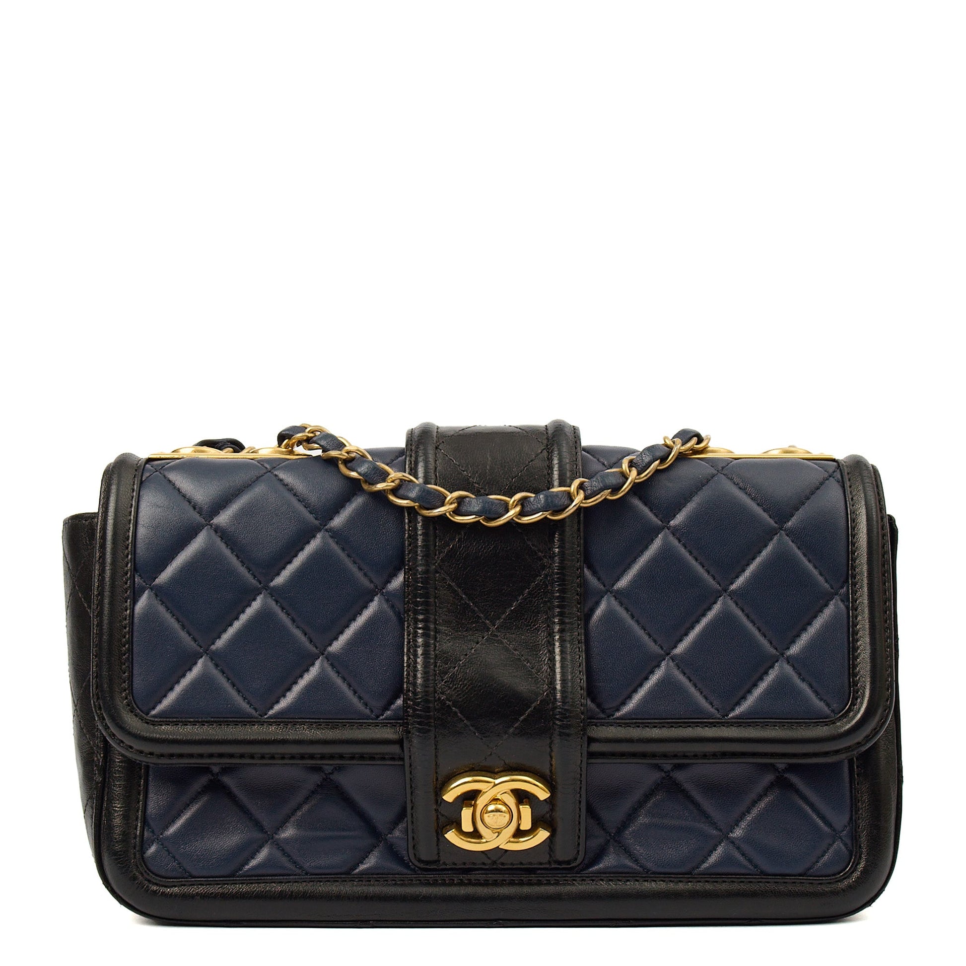 Chanel Shoulder Bag Timeless Single Flap in Navy, Lambskin Leather — Front View