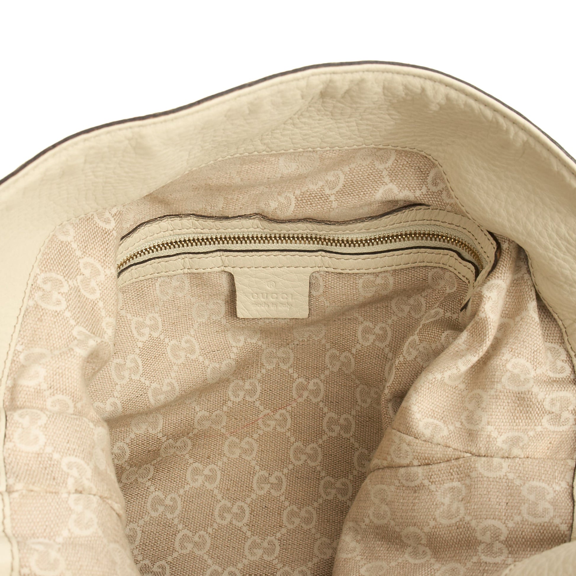 Gucci Tote Bamboo hobo in Cream, Leather — Detail View