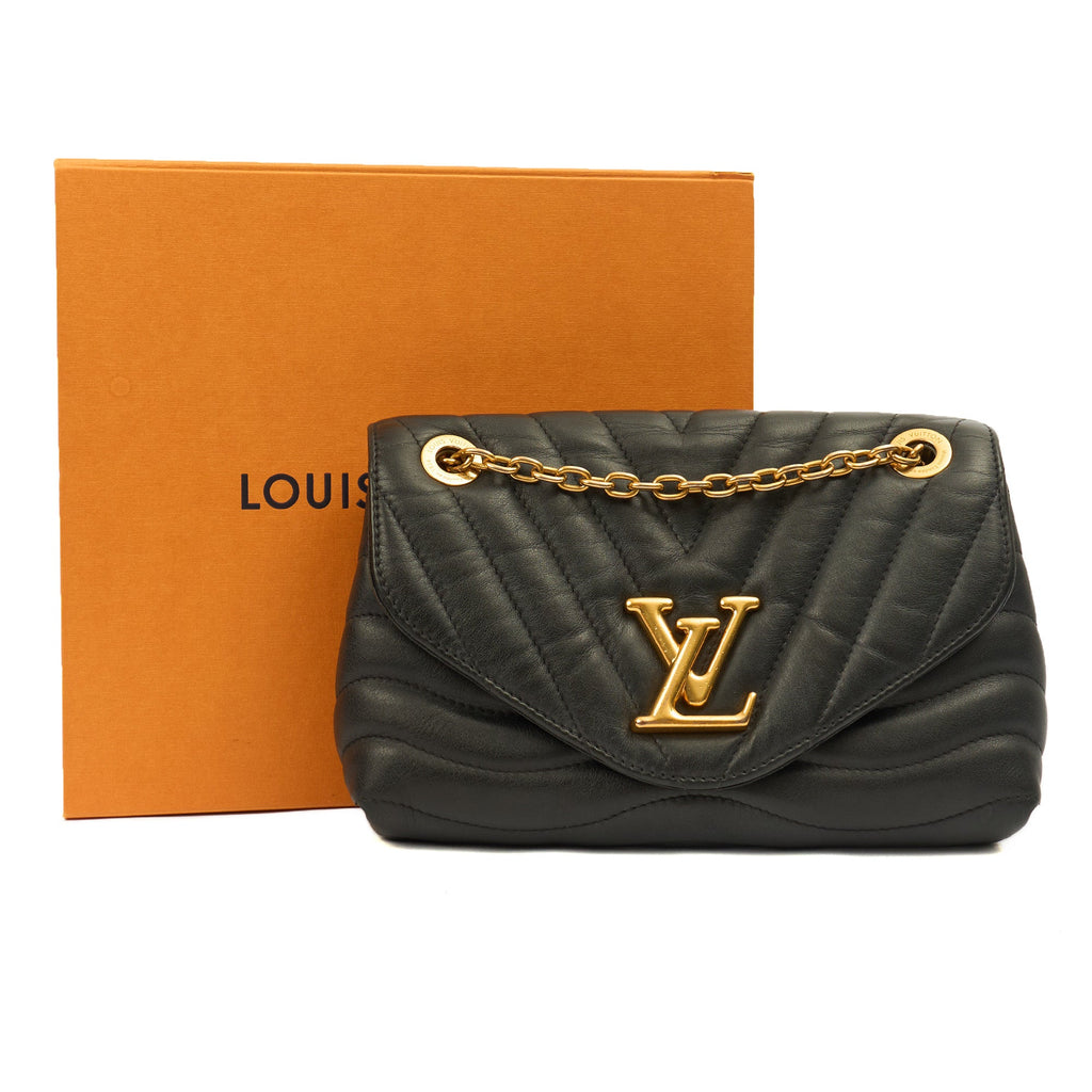 Louis Vuitton Shoulder Bag New Wave PM Chain Bag  in Black, Leather — Side View
