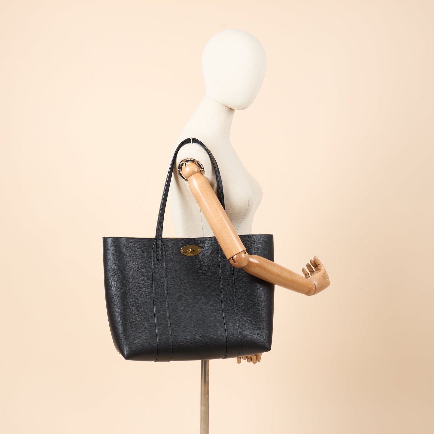 Mulberry Tote Bayswater Tote in Black, Leather — Side View