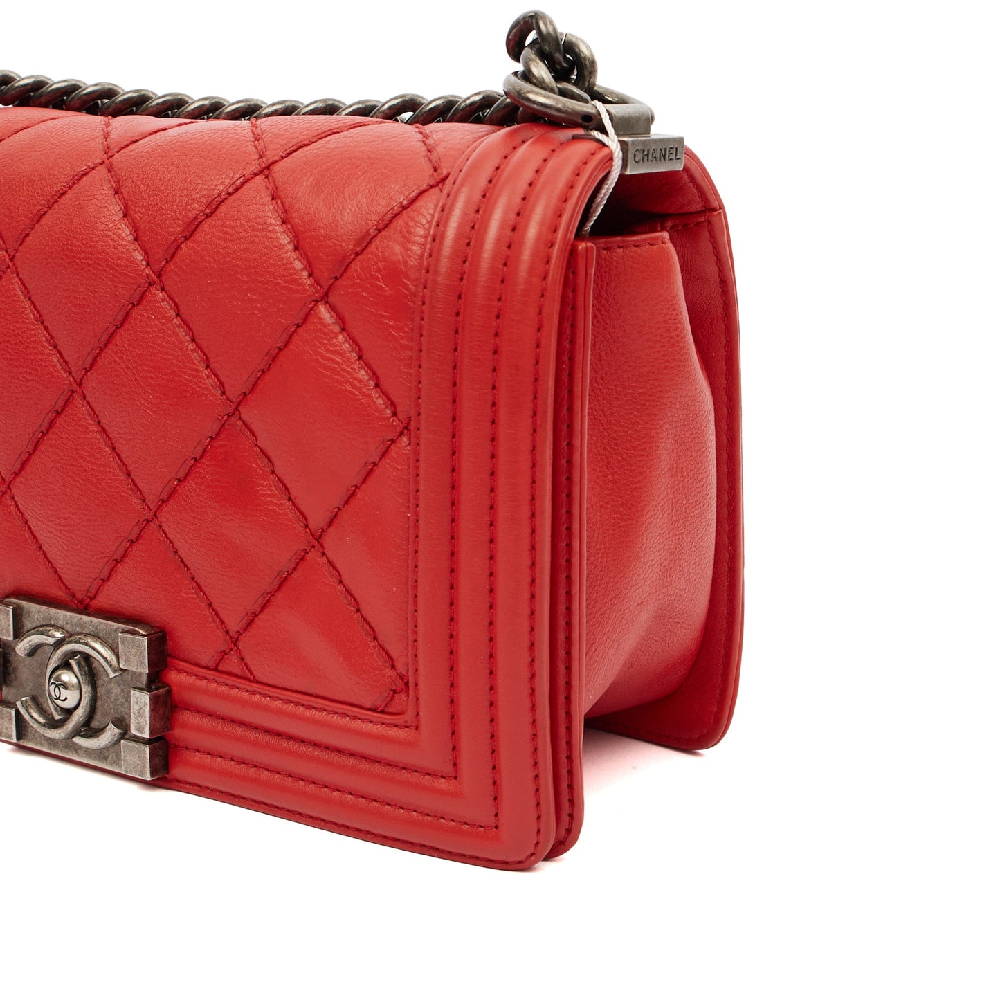 Chanel Shoulder Bag Boy - Medium in Red, Calfskin Leather — Alternate View 13