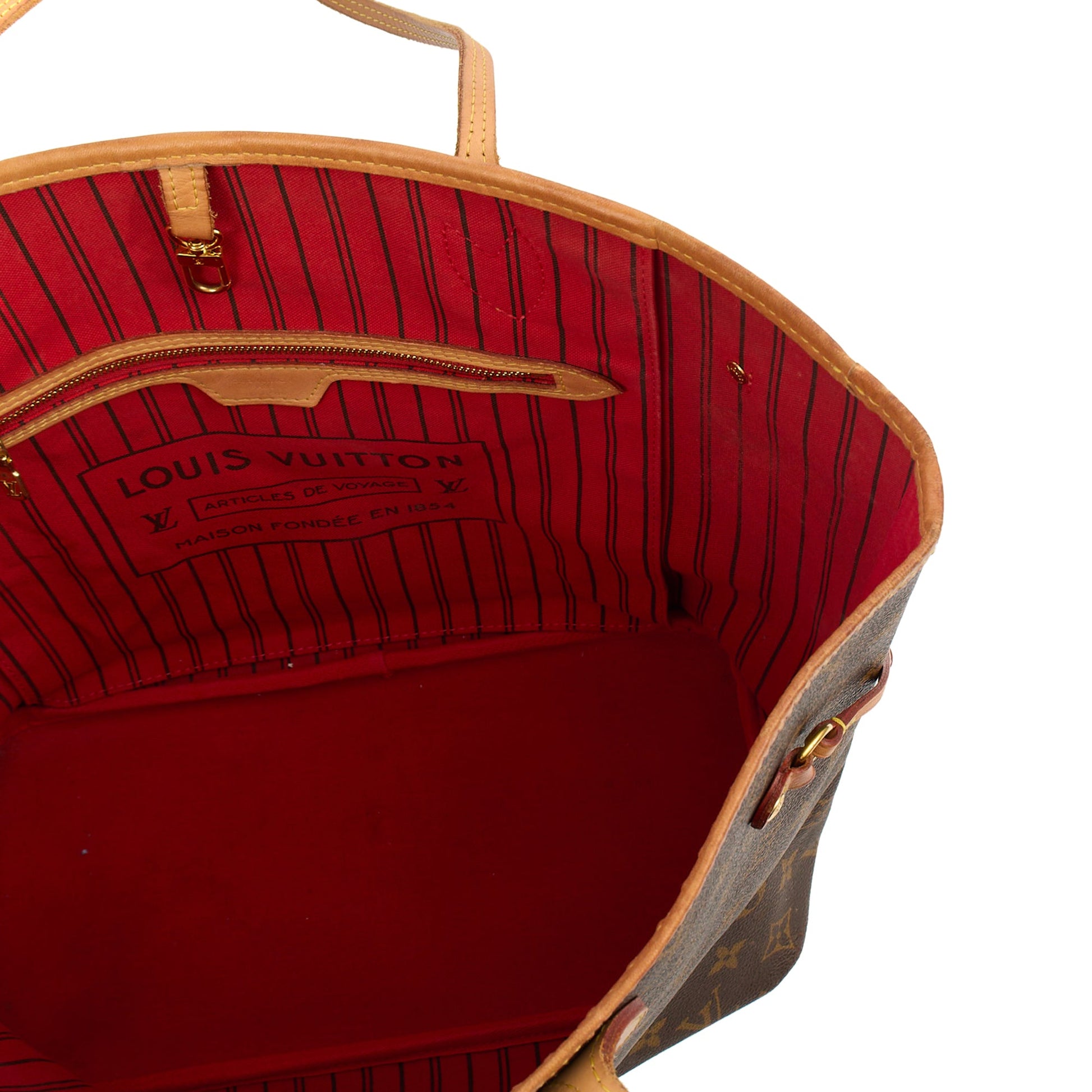 Louis Vuitton Tote Neverfull MM in Monogram, Canvas — Lifestyle View