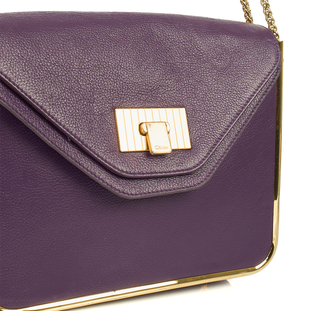 Chloe Shoulder Bag Sally - Medium in Purple, Calfskin Leather — Detail View