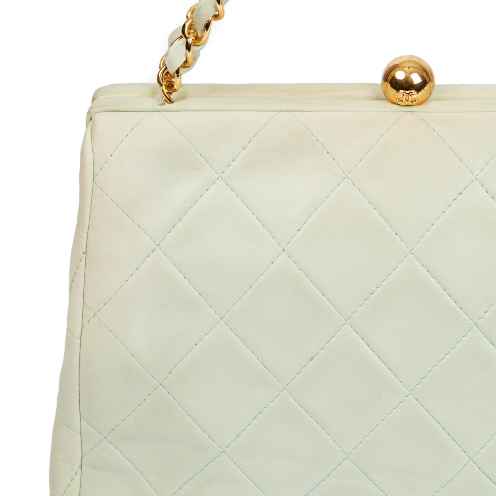 Chanel Shoulder Bag Clutch in Green, Lambskin Leather — Alternate View 7