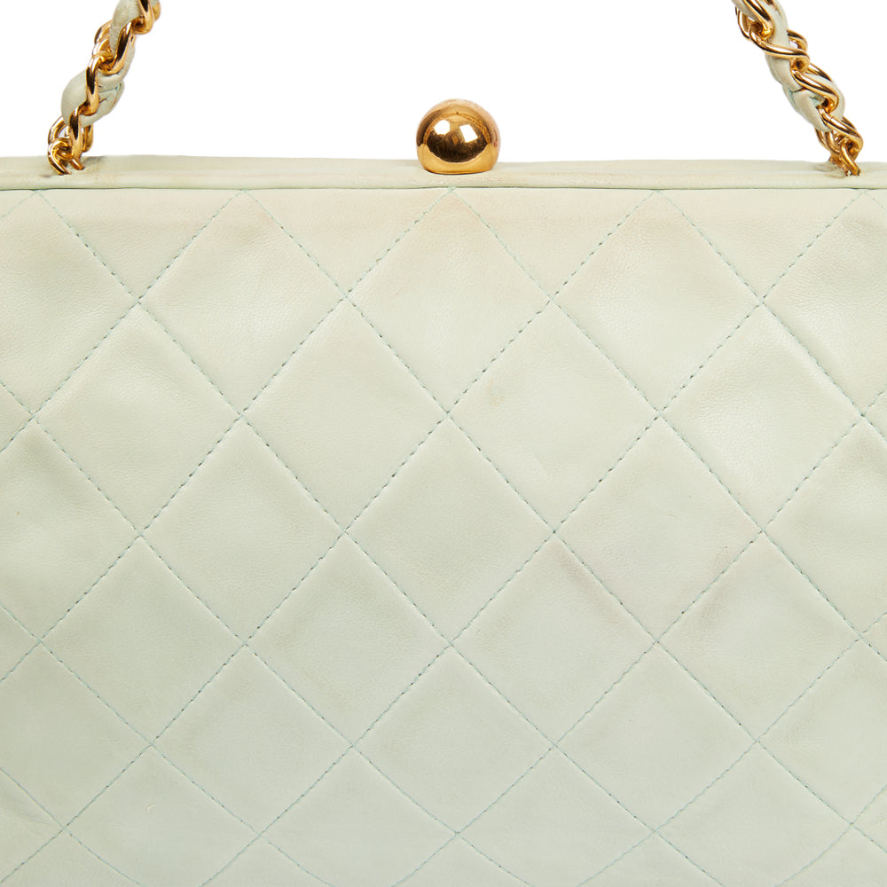 Chanel Shoulder Bag Clutch in Green, Lambskin Leather — Alternate View 9