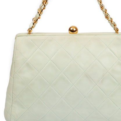 Chanel Shoulder Bag Clutch in Green, Lambskin Leather — Alternate View 8