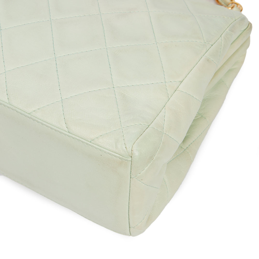 Chanel Shoulder Bag Clutch in Green, Lambskin Leather — Alternate View 19