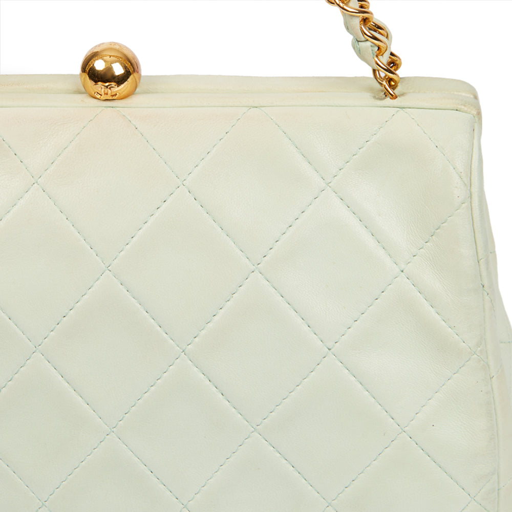 Chanel Shoulder Bag Clutch in Green, Lambskin Leather — Alternate View 30