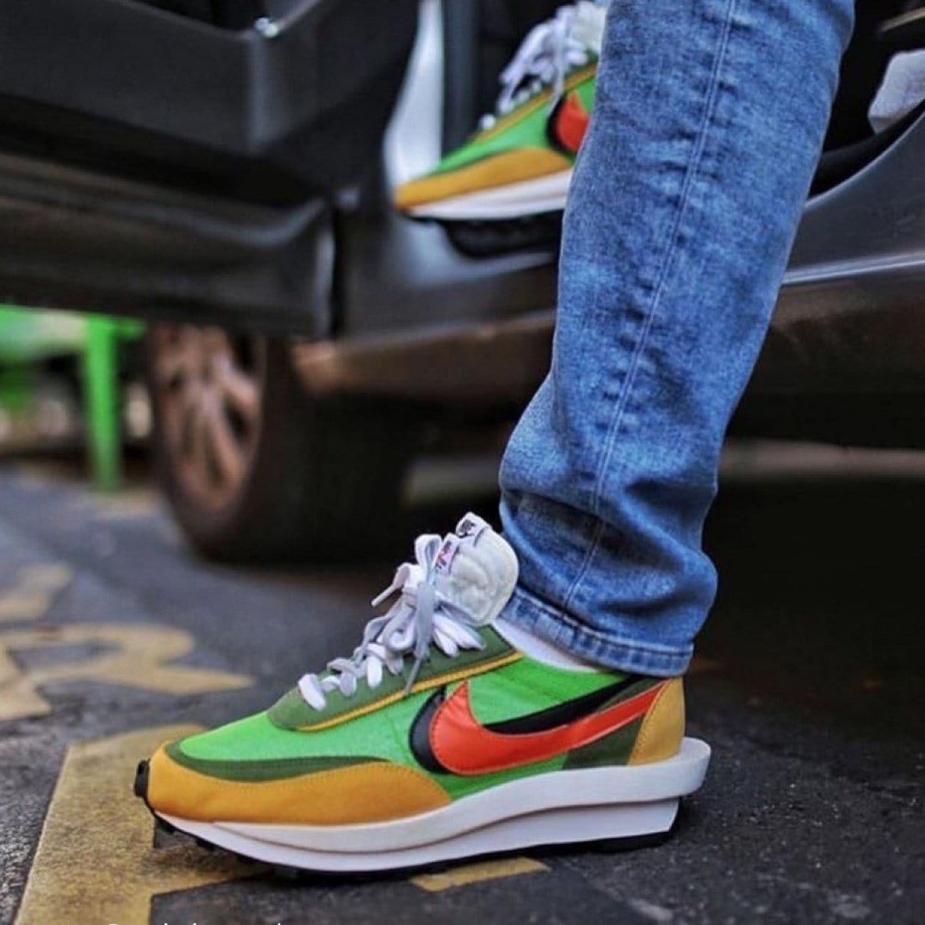Sacai x Nike LDV Waffle Daybreak Green — UK 3 | EU 35.5 | US 3.5 — Alternate View 7