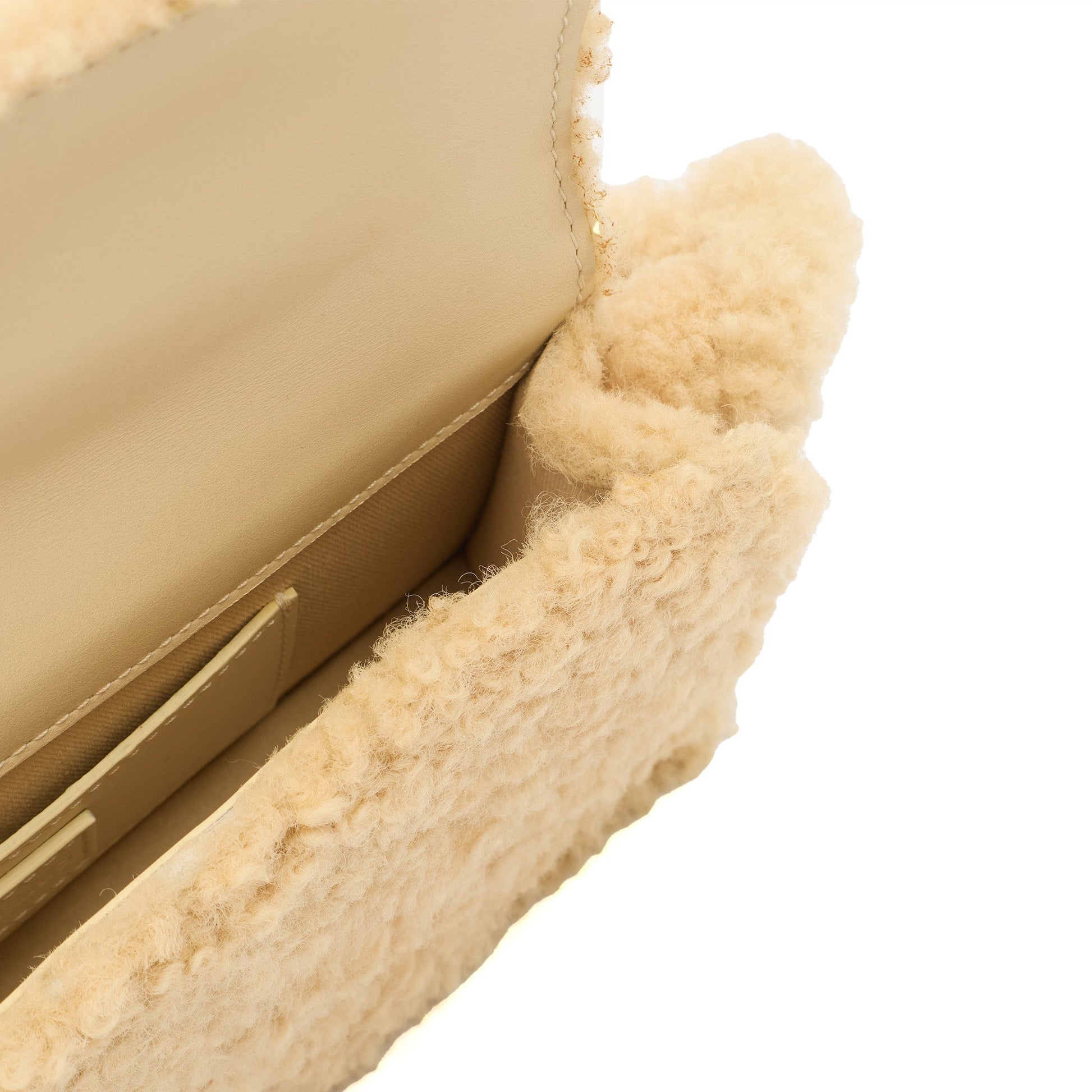 Jacquemus Shoulder Bag Le Bambinou in Cream, Shearling — Detail View