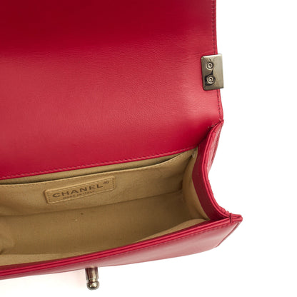 Chanel Shoulder Bag Boy - Small in Pink, Calfskin Leather — Alternate View 27