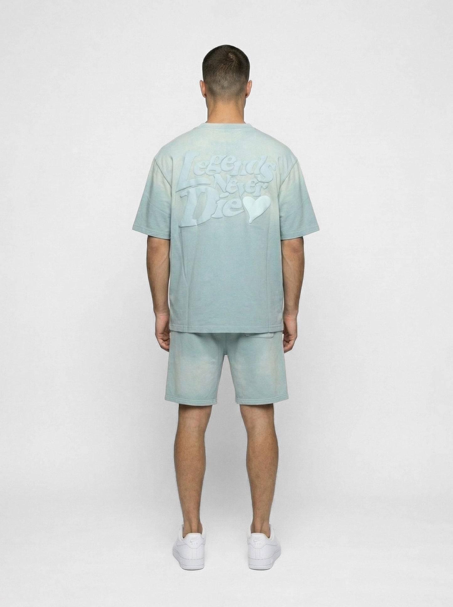 Legende Paris LND GRADIENT T-SHIRT - ICY BLUE — XS — Lifestyle View